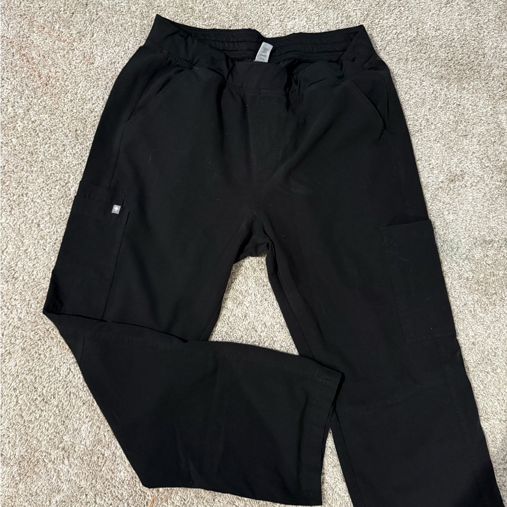 Figs Men's Black Cargo Pants
